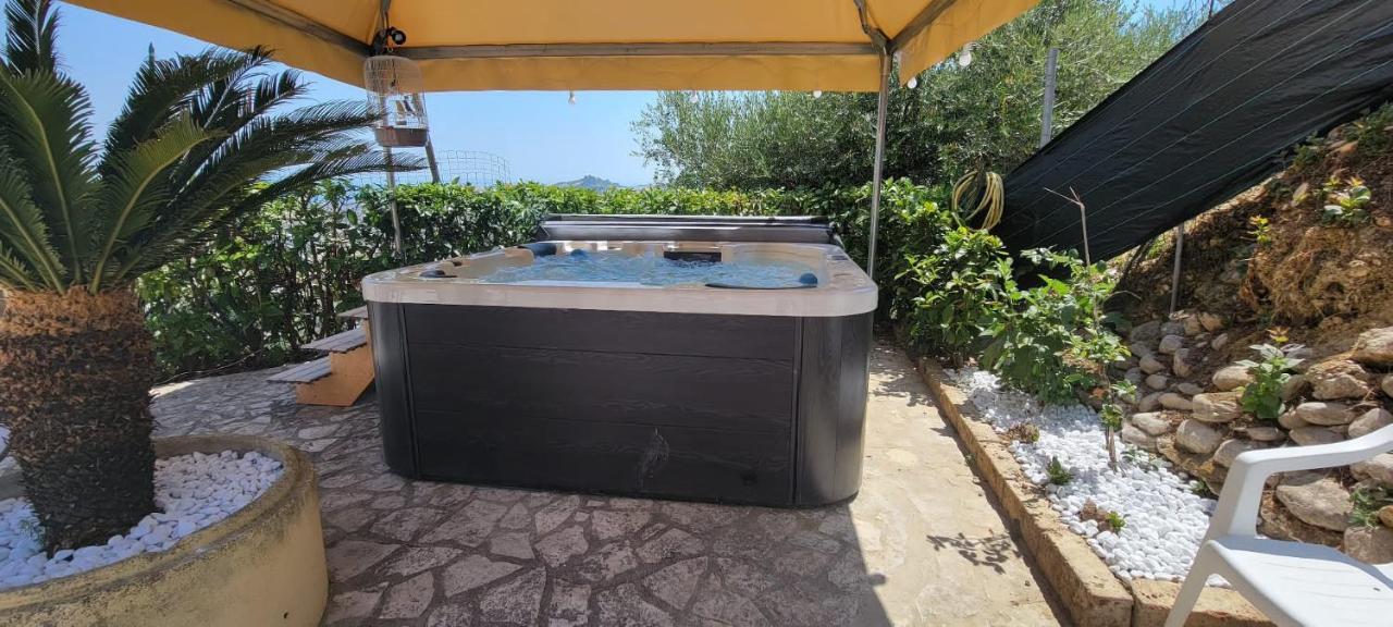 Bed and Breakfast La Terrazza Motta Atri Zewnętrze zdjęcie