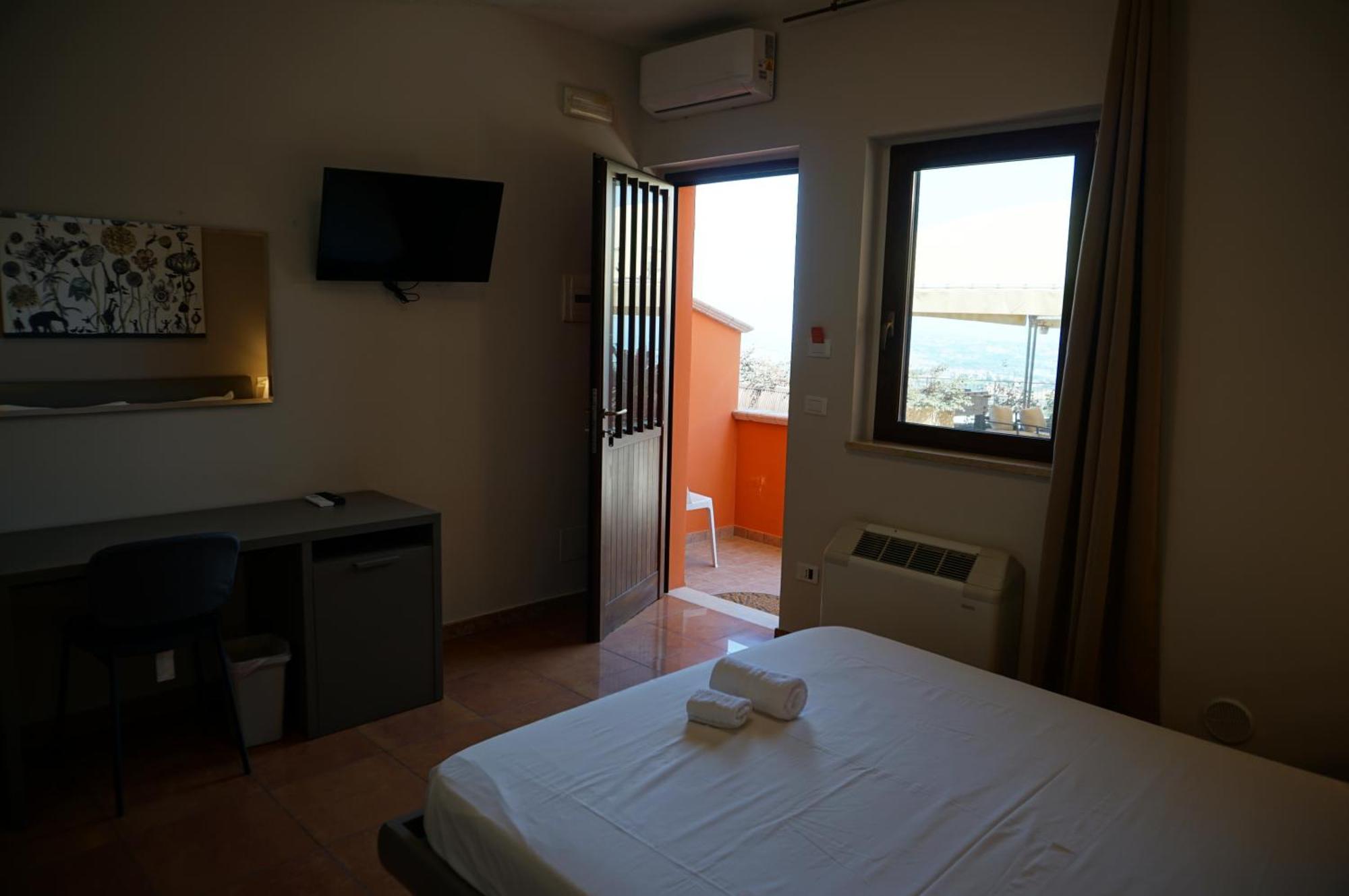 Bed and Breakfast La Terrazza Motta Atri Zewnętrze zdjęcie